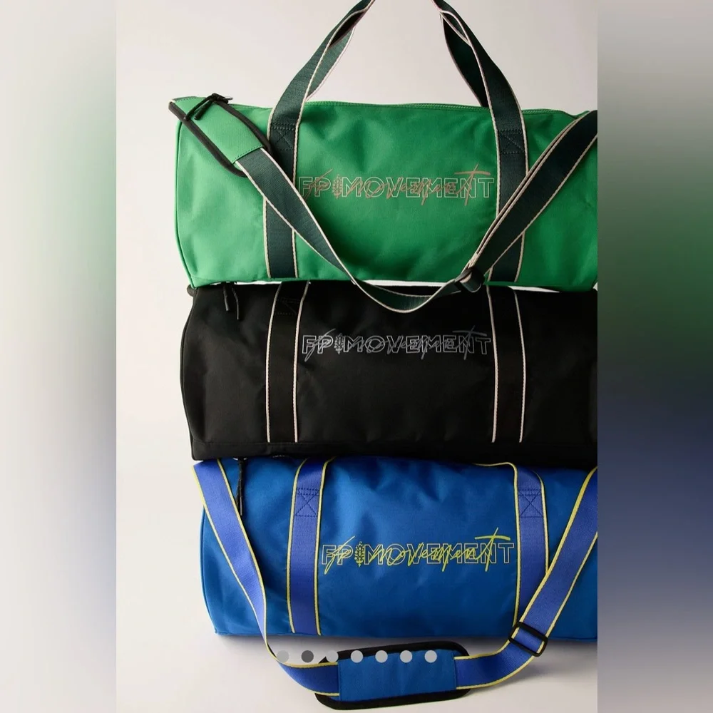 NWT FREE PEOPLE MOVEMENT Good Sport Duffle Bag | Black MSRP $78 - Picture 8 of 15